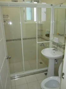 Dragon House B&B - Bathroom