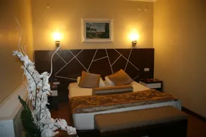 Nysa Hotel - Zimmer