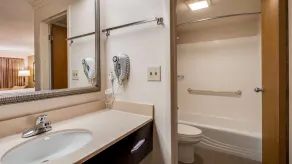 Best Western Inn & Suites of Macon - Salle de bain