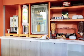 Première Classe Plaisir Gatines - Restaurant
