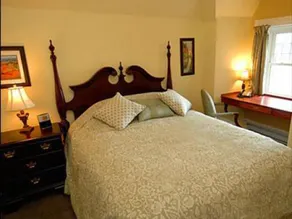 Clocktower Inn - Camera