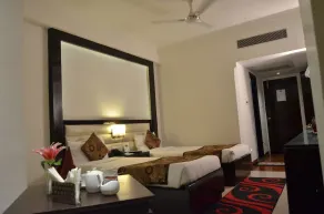 Hotel Landmark - Room