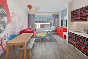Radisson RED Dubai Silicon Oasis - Room