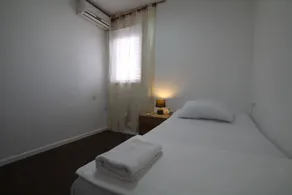 Isramax 3BR apartment near the sea. - Zimmer