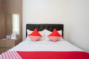 Hotel O Sarkawi Residence - Room
