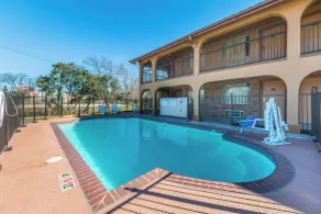 Econo Lodge San Marcos University Area - Pool