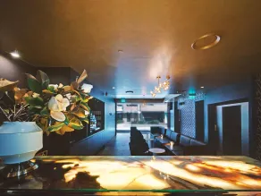 28 Hotel - Lobby