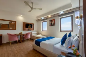 Hotel Royal Galaxy Yashobhoomi - Chambre