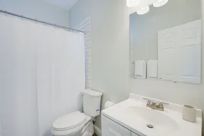 Oakland Vacation Rental ~ 10 Mi to San Francisco! - Badezimmer