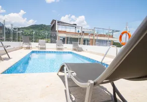 Hotel Grand H&R - Basseng