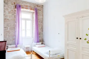Old Town Hostel - Room