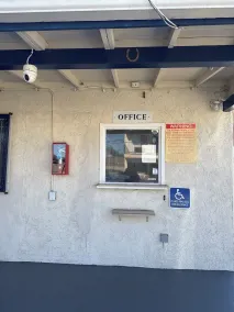 Hiland Motel - Reception
