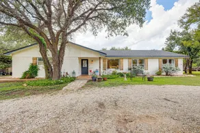 Boqsue River Valley Views! 3-acre Country Home - Interiør