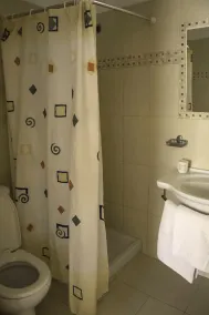 Erato Studios - Bathroom