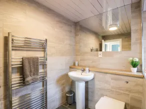 Rothiemay - Bathroom
