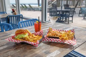 Oceanfront Litchfield Inn - Restaurant