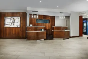 Courtyard by Marriott Manchester-Boston Regional Airport - Réception