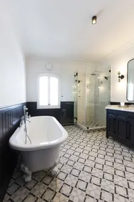 Arambrook Boutique Hotel - Bathroom