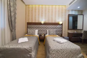 MidMar Deluxe Hotel - Room