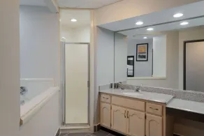 Wingate by Wyndham Memphis East - Salle de bain
