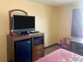 Econo Lodge Inn & Suites Corning Travel Center - Værelse