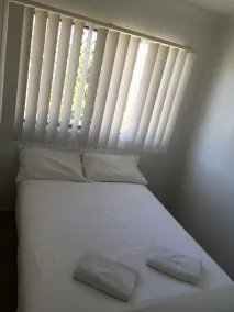 Alexandra Apartments - Room