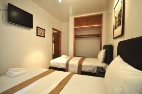Off Soho Suites - Chambre