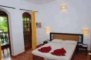 Sea Breeze Beach Resort Candolim, Goa - Room