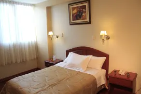 Hotel Manhattan Inn Airport - Room