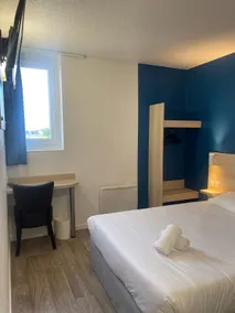 Kyriad Direct Dreux - Rom