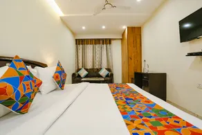 FabHotel F9 NSP - Room