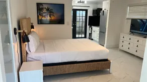 La Mer Suites - Chambre