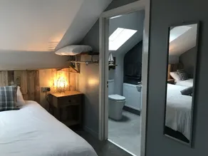 Rostrevor Mountain Lodge and Revive Wellness - Bathroom