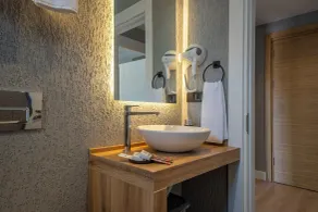 Gündoğan Suites - Bathroom