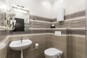 Madison - Square Sava - Bathroom