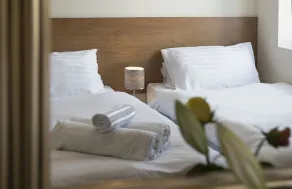 Cargo Cafe Apartments - Chambre