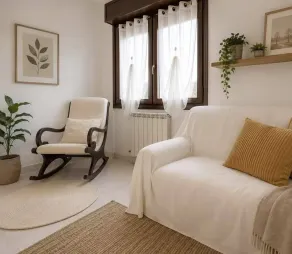 Apartment in a 2-bedroom house - Opholdsområde