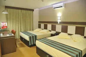 Hotel Maestro Premium Cascavel - Room