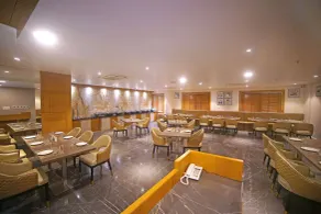Comfort Inn Kaikaluru - Restaurant