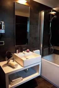 Hotel For You - Bathroom