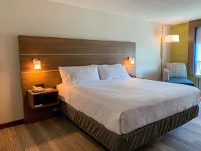 Holiday Inn Express & Suites Lexington Downtown Area-Keeneland by IHG - Chambre