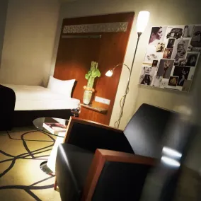 Turm Hotel - Chambre
