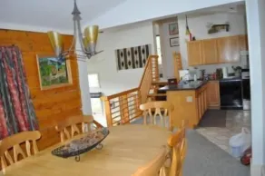 Mountain High 2 Bedroom Holiday Home By Pinon Vacation Rentals - Essbereich im Zimmer