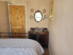 Nelson's View - Room