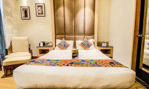 HOTEL V - Room