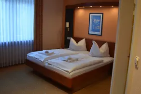 Hotel am Bahnhof - Quarto