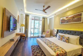 Carom Hotel Manali - Camera
