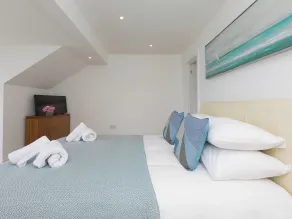 Samphire - Room