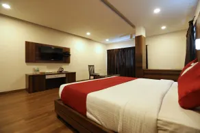 Traders Hotel - Kankanady, Mangalore - Room
