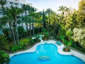Aparthotel Monarque Sultán - Piscine